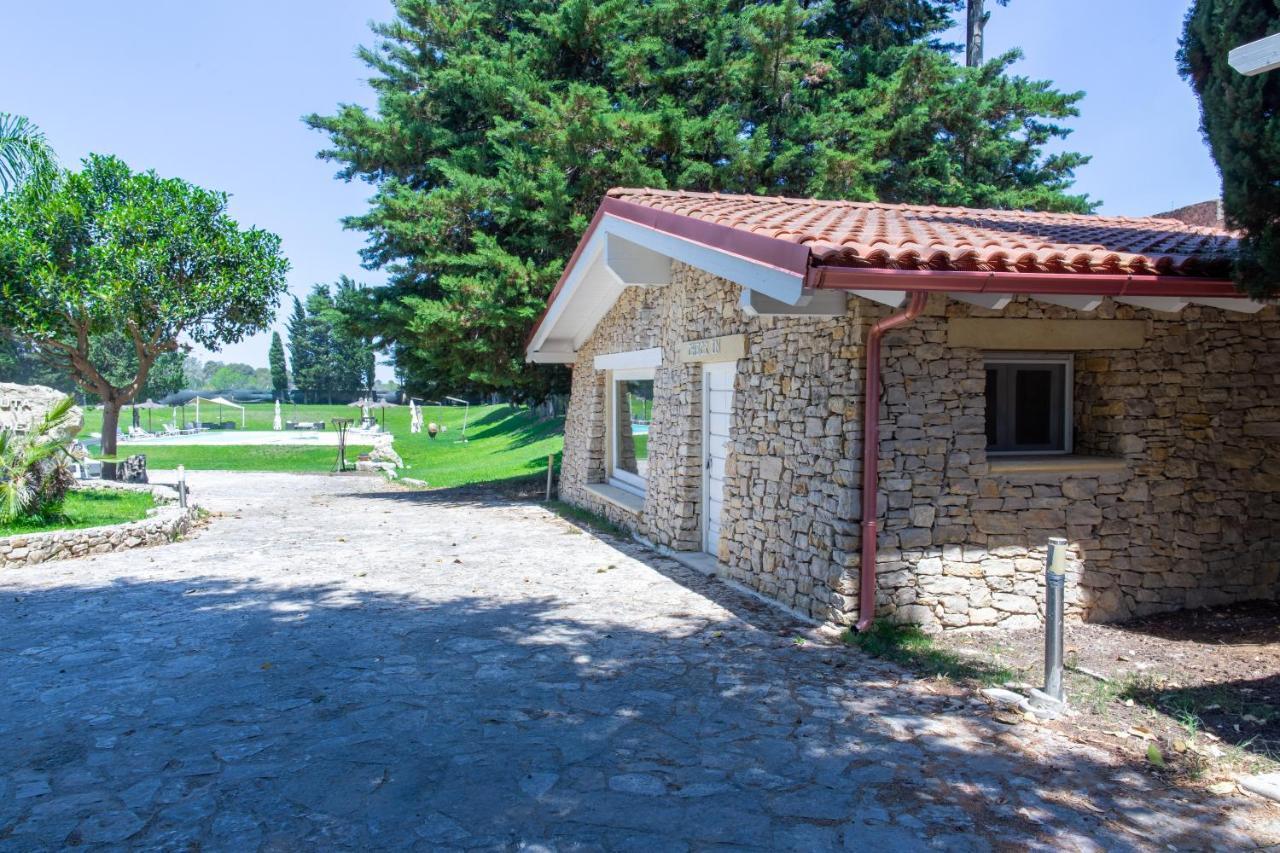 Tenuta Don Carmelo Лече Екстериор снимка